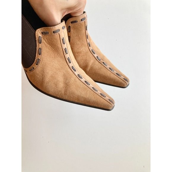 DONALD J PLINER Tan Brown Stitch Suede Pointed Toe Ankle Boots Booties, Size 6 - Picture 4 of 16